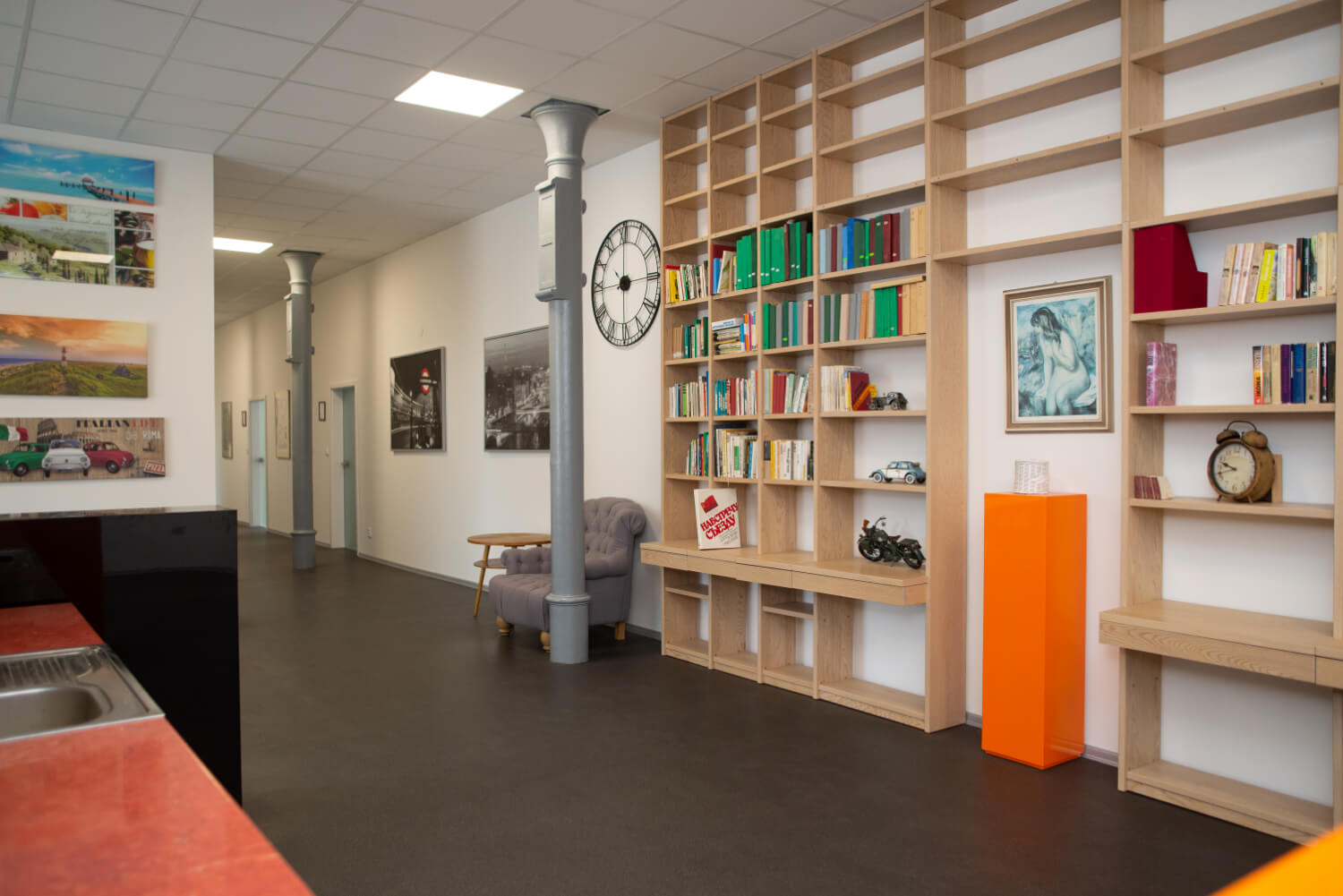 Nově zrekonstruovaná budova Moravolen vlastněná společností OSAPO reality nabízí velkorysé společné prostory pro odpočinek i kreativní práci